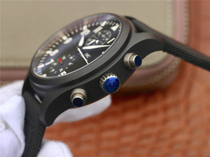 Replica IW389001 Crown Buttons and Chronograph Pushers