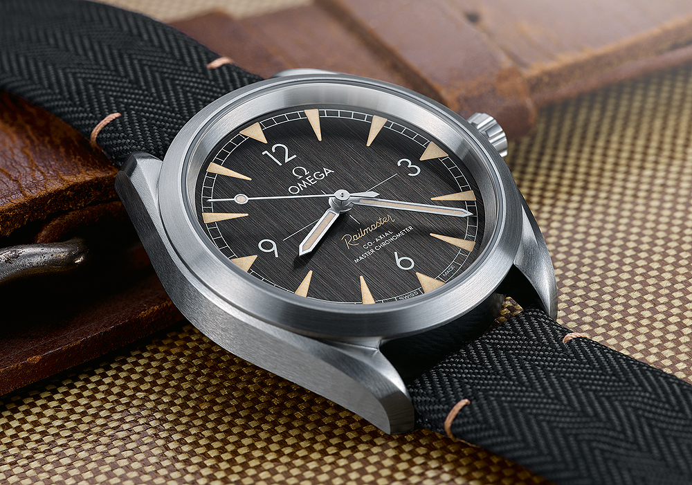 Testing the Replica Omega Seamaster Railmaster